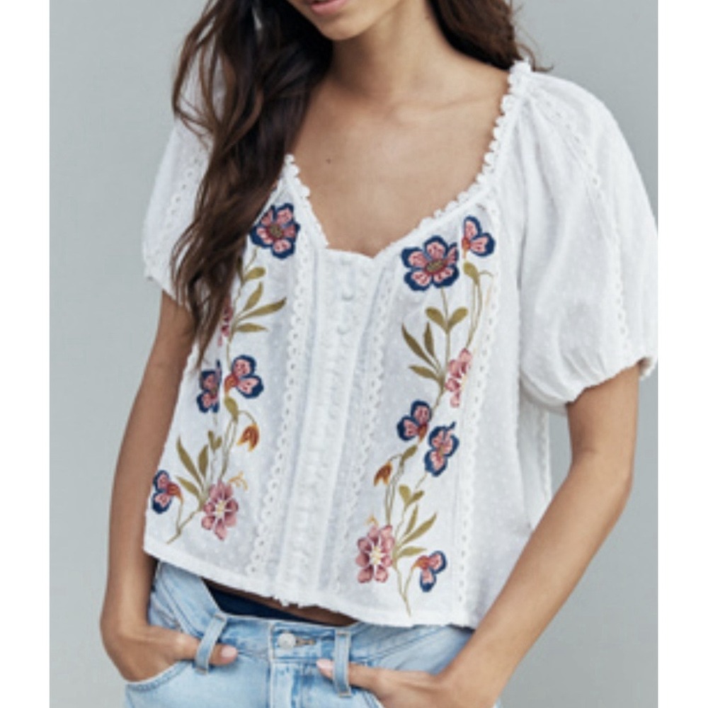 Anthropologie Cotton Embroidered Puff Sleeved Blouse Sz M Boho Cottagecore